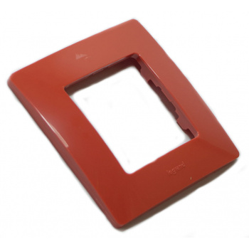 Legrand Niloé - 1-násobný rámček (červená) 665021