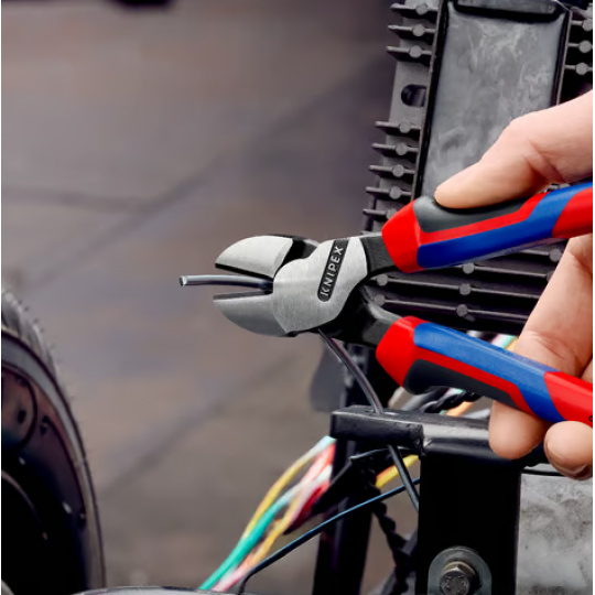 KNIPEX 7402200 Kliešte bočné na strihanie 200mm